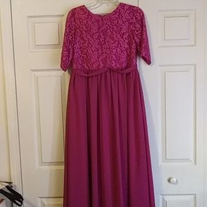 NWT: JJ's House Jr. Bridesmaid Dress, Size J16